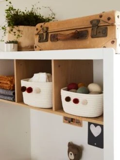 Lot De 2 Paniers En Corde à Pompons Beige - Vertbaudet -Meubles Pour Enfants Magasin lot de 2 paniers en corde a pompons 3